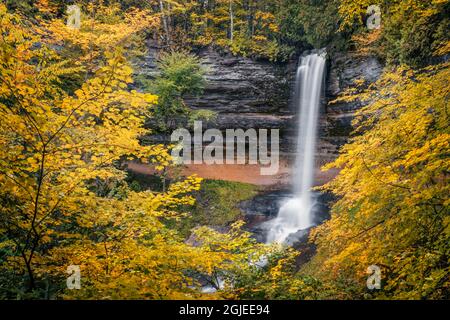 Cascate di Munising, nella foto Rocks National Lakeshore, Alger County, Upper Peninsula del Michigan vicino a Munising Foto Stock