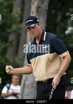 Peter Hanson reagisce dopo un uccello. Peter Hanson in azione in Svezia durante l'ultima giornata del torneo di golf Scandinavian Masters Foto Stock