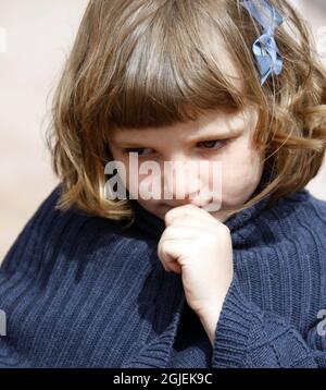 OSLO 20090605: La principessa norvegese Ingrid Alexandra ha ricevuto il Miljoagentparaden, una manifestazione rispettosa dell'ambiente, insieme alla madre, la principessa Crown mette Marit, alla corte reale di Oslo venerdì. Foto: Lise Ã…serud / SCANPIX NORGE / SCANPIX / kod 20520 Foto Stock