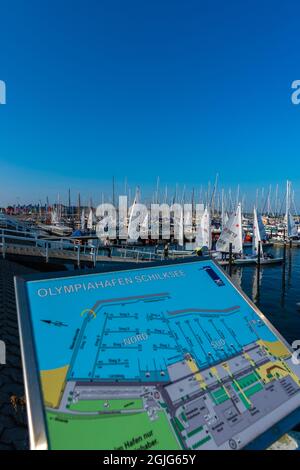 L'annuale Kiel Week o Kiel Regatta sul Mar Baltico è il più grande evento velico del mondo, Schleswig-Holstein, Mar Baltico, Germania settentrionale Foto Stock