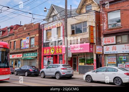 Chinatown Toronto è un quartiere prevalentemente cinese situato nel centro di Totonto. Centrato nella Dundas Street West e Spadina Avenue zona i Foto Stock