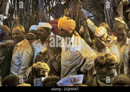 Festival annuale di Pattankodoli Haldi, a Kolhapur, India. Foto Stock