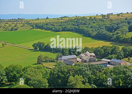 Abbazia di Megemont, Cezallier, Puy-de-Dome, Auvergne-Rhone-Alpes, Massif-Central, Francia Foto Stock