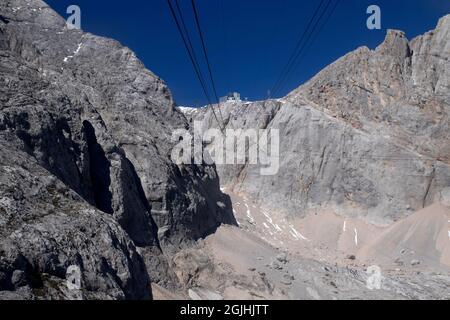 Monte Punta Rocca, vista dalla cabinovia Marmolada Foto Stock