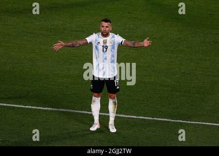 Buenos Aires, Argentina. 9 settembre 2021. BUENOS AIRES - 9 SETTEMBRE: Il difensore argentino Nicolas Otamendi (19) reagisce durante un incontro tra Argentina e Bolivia come parte dei qualificatori sudamericani per il Qatar 2022 all'Estadio Monumental Antonio Vespucio liberi il 9 settembre 2021 a Buenos Aires, Argentina. (Foto di Florencia Tan Jun/PxImages) Credit: PX Images/Alamy Live News Foto Stock