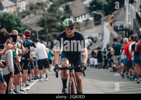 Aberaeron, Regno Unito. 8 settembre 2021. Il tour AJ Bell della Gran Bretagna 2021. Fase 4 Aberaeron a Great Orme a Llandudno. Leon Mazzone. Credit: Action Plus Sports/Alamy Live News Foto Stock