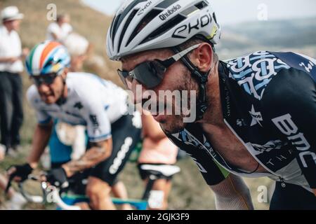 Aberaeron, Regno Unito. 8 settembre 2021. Il tour AJ Bell della Gran Bretagna 2021. Fase 4 Aberaeron a Great Orme a Llandudno. Carlos Barbero. Credit: Action Plus Sports/Alamy Live News Foto Stock