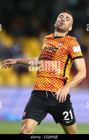 L'italiano di Benevento avanza Moncini Gabriele Êlook durante la partita di calcio della Serie B tra Benevento e Lecce al Ciro Vigorito Stadium di Benevento, Italia, il 10 settembre 2021 Foto Stock