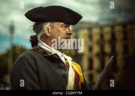 Barcellona, Spagna. 11 Settembre 2021. I 'Miquelet de Barcelona', soldati storici vestiti si riuniscono nella 'Diada' (Giornata Nazionale Catalana) a Barcellona. Credit: Matthias Oesterle/Alamy Live News Foto Stock