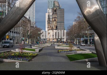 Kaiser-Wilhelm-Gedächtnis-Kirche a Berlino Foto Stock