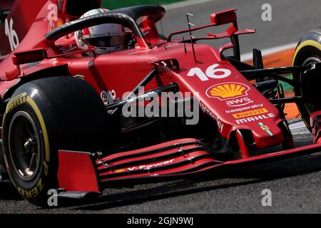 Monza, Italia. 11 Settembre 2021. Charles Leclerc (MON) Ferrari SF-21. 11.09.2021. Campionato del mondo formula 1, Rd 14, Gran Premio d'Italia, Monza, Italia, Giornata Sprint. Il credito fotografico dovrebbe essere: XPB/Press Association Images. Credit: XPB Images Ltd/Alamy Live News Foto Stock