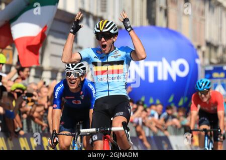 Trento, Italia. 11 Settembre 2021. 11 settembre 2021: Trento, Trentino&#x2013;Alto Adige, Italia: 2021 UEC Road European Cycling Championships, Mens U23 final; Filippo BARONCINI (ITA), Thibau NYS (bel) Credit: Action Plus Sports Images/Alamy Live News Foto Stock