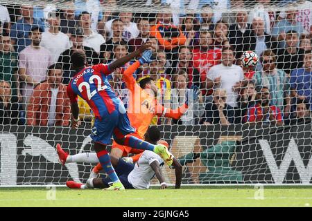 Londra, Regno Unito. 11 Settembre 2021. Odsonne Edouard di Crystal Palace segna il suo secondo posto nel 3-0 durante la partita della Premier League tra Crystal Palace e Tottenham Hotspur a Selhurst Park, Londra, Inghilterra, il 11 settembre 2021. Foto di Ken Sparks. Solo per uso editoriale, licenza richiesta per uso commerciale. Nessun utilizzo nelle scommesse, nei giochi o nelle pubblicazioni di un singolo club/campionato/giocatore. Credit: UK Sports Pics Ltd/Alamy Live News Foto Stock