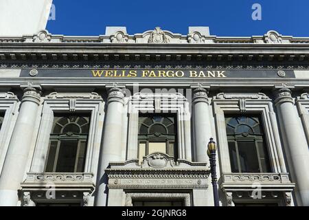 Wells Fargo Bank nello storico edificio Union Trust Company al 2 Grant Avenue vicino a Market Street nel centro di San Francisco, California, California, USA. Foto Stock