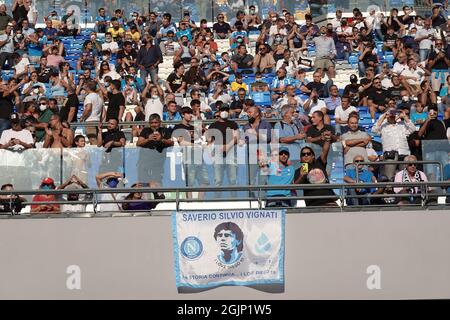 Napoli, Campania, Italia. 16 luglio 2019. Durante la Serie Italiana Una partita di calcio SSC Napoli vs FC Juventus il 11 settembre 2021 allo Stadio Diego Armando Maradona di Napoli.in foto: Supporter Napoli (Credit Image: © Fabio Sasso/ZUMA Press Wire) Foto Stock