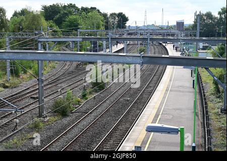 Catenari alla stazione a valle di Litchfield Trent nel Regno Unito. Foto Stock