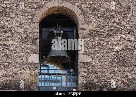 La Cattedrale di San Pietro Apostolo è il più importante edificio cattolico della città di Isernia, chiesa madre della diocesi di Isernia-Venafro Foto Stock