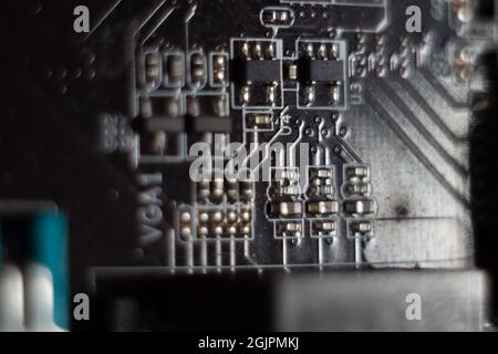 Vista dettagliata di una scheda madre o di un circuito stampato Foto Stock