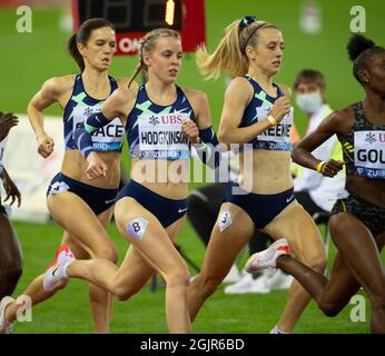 ZURIGO - SVIZZERA 9 SET 21: Keely Hodgkinson e Jemma Reekie (GBR) gareggiano negli 800m alla finale della Wanda Diamond League al Letzigrund Stadi Foto Stock