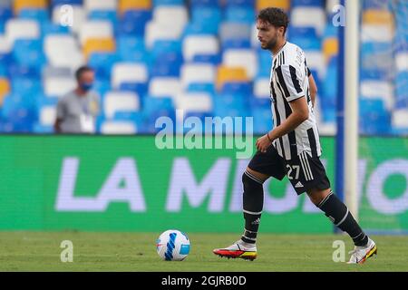 JuventusÕs centrocampista italiano Manuel Locatelli durante la Serie Una partita di calcio tra SSC Napoli e Juventus FC allo Stadio Diego Armando Maradona, Napoli, Italia, il 11 settembre 2021 Foto Stock