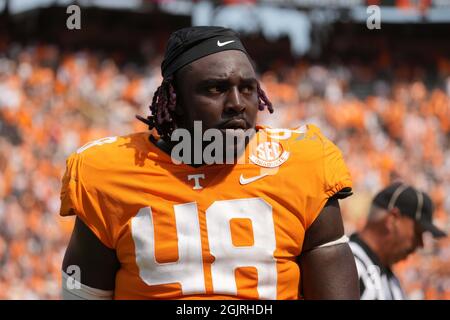 11 settembre 2021: Lineman difensivo dei volontari del Tennessee Jaa'Quain Blakely #48 durante la partita di football NCAA tra i volontari dell'Università del Tennessee e l'Università di Pittsburgh Panthers al Neyland Stadium di Knoxville TN Tim Gangloff/CSM Foto Stock