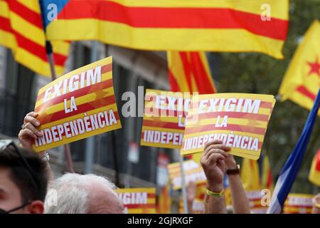 Barcellona, Spagna. 11 Settembre 2021. 11 settembre 2021, Barcellona, Catalogna, Spagna: Manifestazione massiccia per l'indipendenza a Barcellona durante la Diada de Catalunya. Foto: JVB/Cordon Press Credit: CORDON PRESS/Alamy Live News Foto Stock