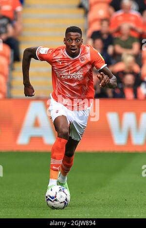 Blackpool, Regno Unito. 11 Settembre 2021. Marvin Ekpiteta #21 di Blackpool breaks a Blackpool, Regno Unito il 11/2021. (Foto di Mark Cosgrove/News Images/Sipa USA) Credit: Sipa USA/Alamy Live News Foto Stock