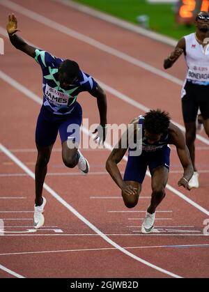 Zurigo, 09 set 2021 il vincitore di 400m Michael Cherry (R) è stato visto in azione durante la Wanda Diamond League allo stadio Litzigrund di Zurigo Svizzera a Septe Foto Stock