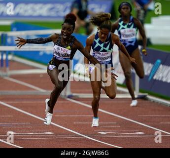 Zurigo, 09 set 2021 100m vincitore di ostacoli Tobi Amusan (L) Gabriele Cunningham (R) visto in azione durante la Wanda Diamond League a Litzigrund Stadiu Foto Stock