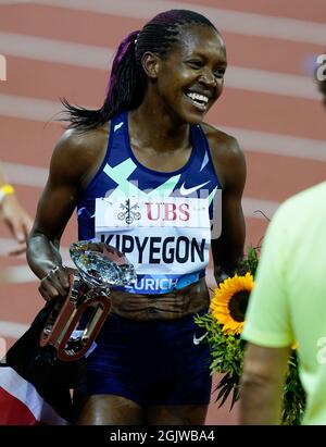 Zurigo, 09 set 2021 il vincitore di 1500m Faith Kipyegon è stato visto in azione durante la Wanda Diamond League allo stadio Litzigrund di Zurigo Svizzera a Septembo Foto Stock