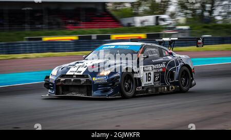 Oschersleben, Germania, 28 aprile 2019: Pilota Michael Schulze guida una Nissan GT-R durante il Trofeo Spezial Tourenwagen Foto Stock