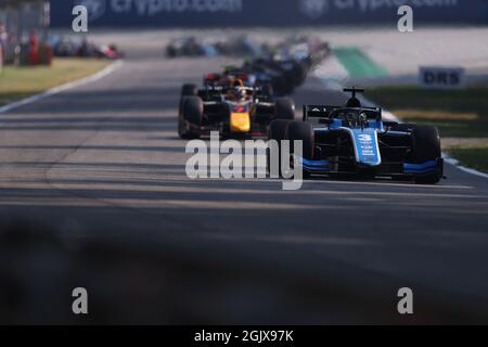 Monza, Italia. 12 settembre 2021. 03 Zhou Guanyu (chn), UNI-Virtuosi Racing, Dallara F2, in azione nel 5° round del Campionato FIA di Formula 2 2021 dal 9 al 12 settembre 2021 sull'Autodromo Nazionale di Monza, a Monza, Italia Credit: Independent Photo Agency/Alamy Live News Foto Stock