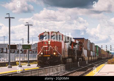 CN Freight treni che trasportano merci - 4 Foto Stock