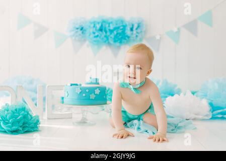 Celebrando primo compleanno. Sfondo fotografico per celebrare primo  compleanno, Kids party / Organizzazione Foto stock - Alamy