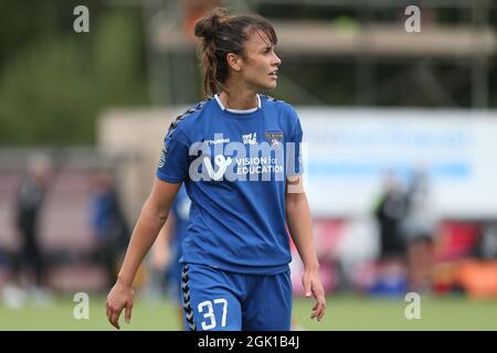 DURHAM CITY, Regno Unito 12 SETTEMBRE Liz Ejupi di Durham Women durante la partita di fa Women's Championship tra il Durham Women FC e Charlton Athletic al Maiden Castle, Durham City domenica 12 settembre 2021. (Credit: Mark Fletcher | MI News) Credit: MI News & Sport /Alamy Live News Foto Stock