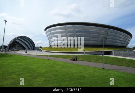 Foto del fascicolo del 23/08/21 di una visione generale della SSE Hydro e della SEC Armadillo sul Campus Scottish Event di Glasgow. Non esiste una "minaccia specifica” per il Cop26 a Glasgow per gli attacchi terroristici, ha affermato l'ufficiale incaricato delle forze di polizia armate per la Scozia. Data di emissione: Lunedì 23 agosto 2021. Foto Stock