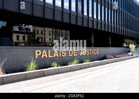 Montreal, QC, Canada - 4 settembre 2021: Segno del Palais de justice a Montreal, QC, Canada. Foto Stock