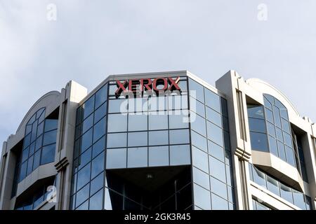 Montreal, QC, Canada - 4 settembre 2021: Primo piano del cartello Xerox presso il loro ufficio a Montreal, QC, Canada. Foto Stock