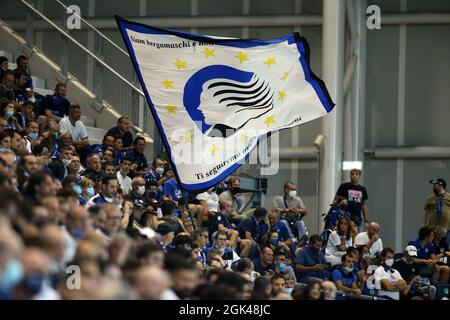 Bergamo, Italia. 11 settembre 2021. Sostenitori di Atalanta BC durante la Serie A match tra Atalanta BC e ACF Fiorentina . Foto Stock