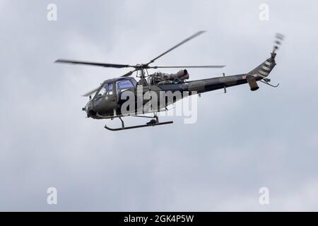 Volo aereo dell'Esercito storico - Westland Scout (G-CIBW) trasportato all'Abingdon Air & Country Show il sabato 11 settembre 2021 Foto Stock