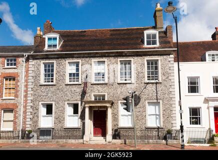 St Claire House, Old Grammar scuola, un edificio costruito / costruito da tradizionali blocchi di pietra focaia / cubo mattoni selce ciottoli, a Lewes, East Sussex. REGNO UNITO (127) Foto Stock