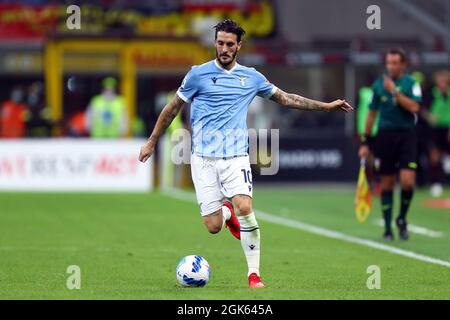 Milano, Italia. 12 settembre 2021. Luis Alberto della SS Lazio in azione durante la Serie A match tra AC Milano e SS Lazio. Foto Stock