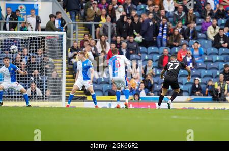 Alex Mowatt di West Brom apre il punteggio per Albion Picture di Steve Flynn/AHPIX.com, Football: SkyBet Championship Match Blackburn Rovers -V- West B. Foto Stock