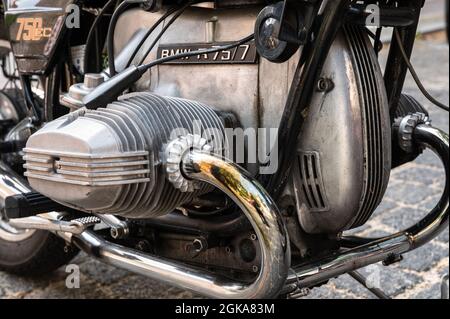 BMW R75 7 sezione motociclistica in formato orizzontale Foto Stock