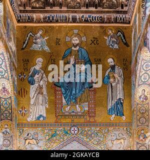 particolare del mosaico della volta nella cappella palatina di palermo. Palazzo dei Normanni. Italia. Foto Stock