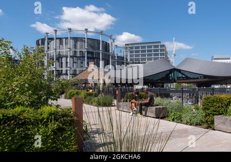 Coal Drops Yard e King's Cross Triplets, Londra, Regno Unito Foto Stock