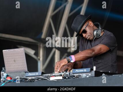 Il DJ e il presentatore Trevor Nelson suonano al Cambridge Club Festival 2021 al Childerley Orchard il 10 settembre 2021, Cambridge, Inghilterra Foto Stock