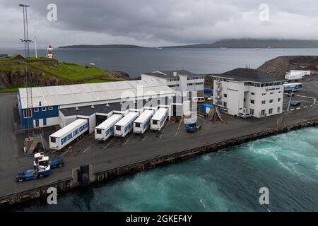 Porto e faro di Skansin, fortificazione storica, Torshavn, Streymoy Island, Faroe Islands, Danimarca Foto Stock
