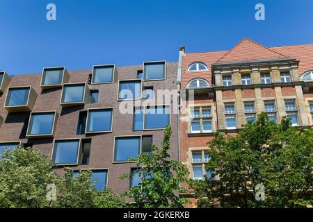 Nuovi mattoni da costruzione, Postgewerbehof, strada principale, Schoeneberg, Tempelhof-Schoeneberg, Berlino, Germania Foto Stock