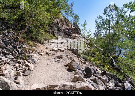 Il sentiero accidentato fino a Inspriation Point nel Parco Nazionale del Grand Teton Foto Stock